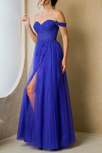 762-8912_ROYAL_4702936
